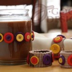 Make a pretty Thanksgiving table setting with buttons
