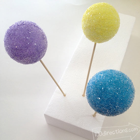 Glittery spheres with Smoothfoam