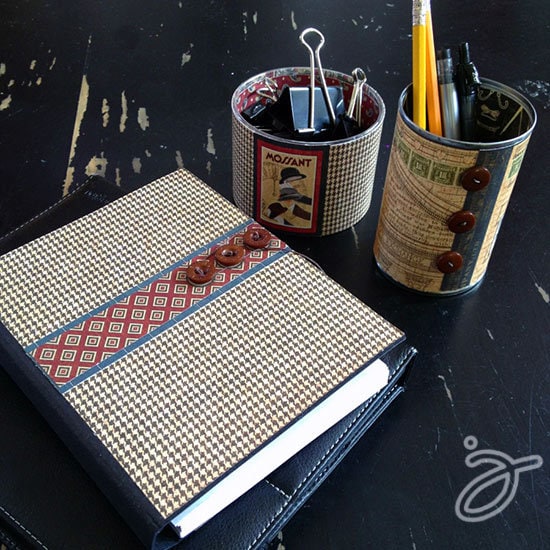 Men's DIY desk set with recycled material