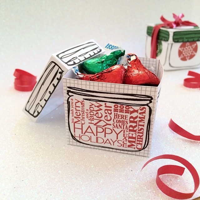 Mini mason jar gift box - free printable by Jen Goode