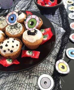 Halloween Eyeball Printable Art and Decor Ideas - 100 Directions