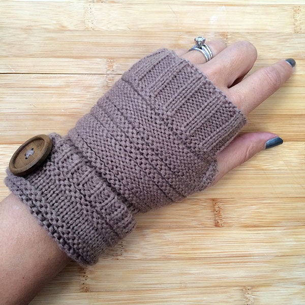 Comfy Woven Fingerless Gloves from My Cents of Style