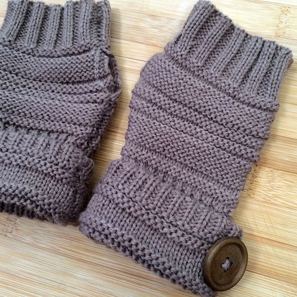 Pair of  Woven Fingerless Gloves from My Cents of Style