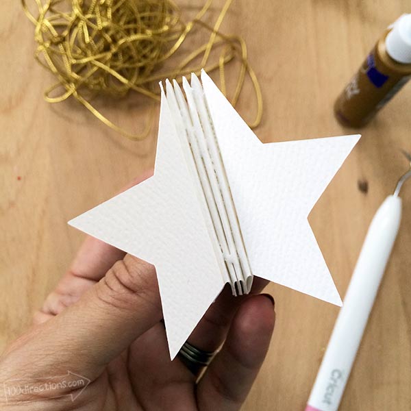 Continue to glue star sides together
