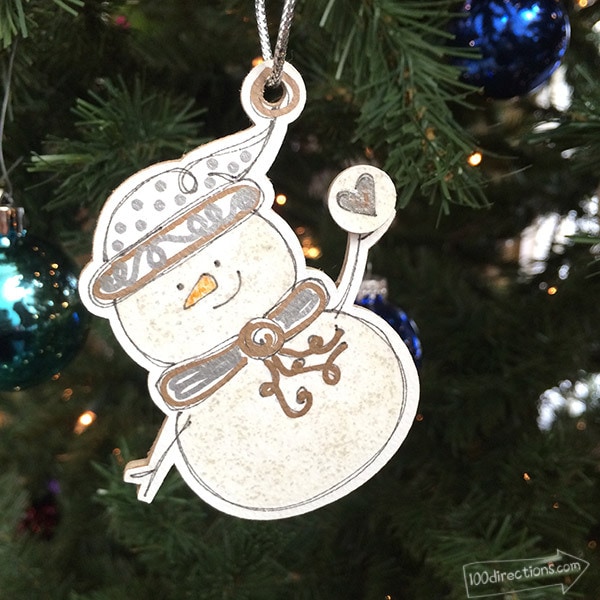 Make a keepsake snowman ornament with this gift tag design