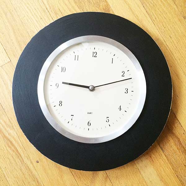 Finished updated wood clock with Chalk Paint