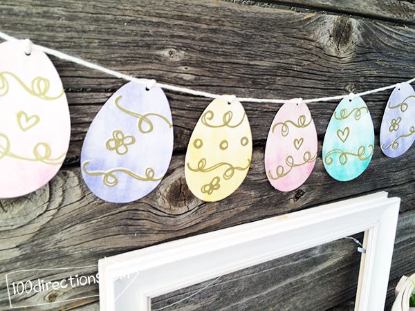 Pretty Easter Egg art feature hand drawn gold accents