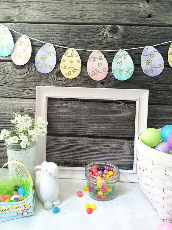 Make your own pretty Easter Egg Garland - designed by Jen Goode
