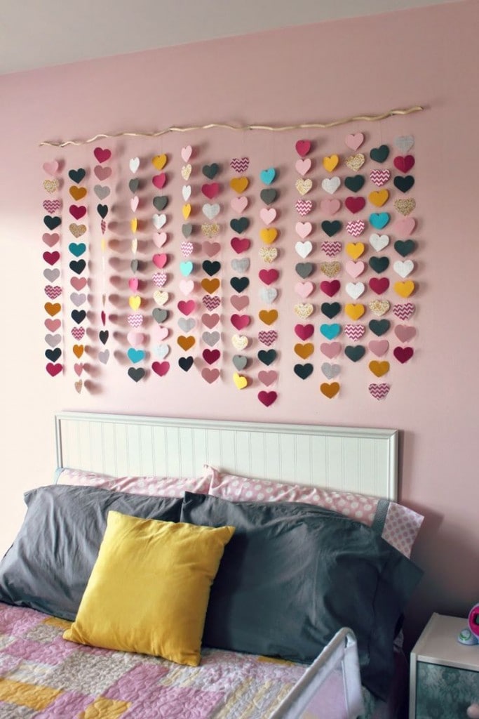 Paper and string wall art design