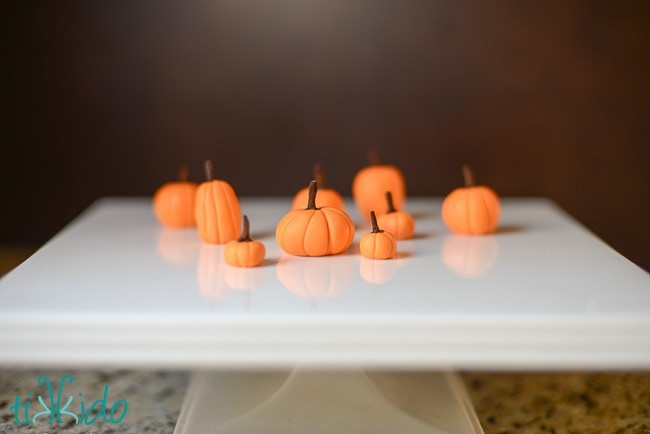 Gum Paste Halloween Pumpkins