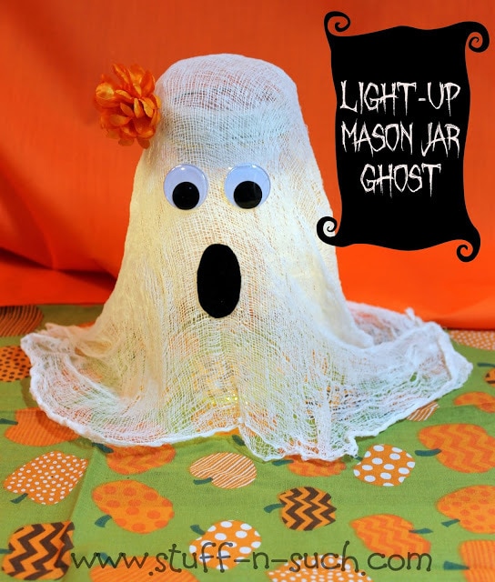 Light-up Mason Jar Ghosts from Stuff-n-Such By Lisa