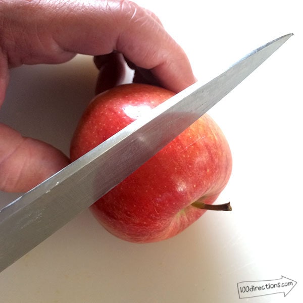 Cut the apple into slices