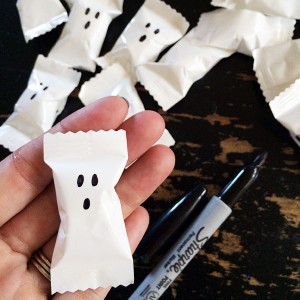 Boo mints - quick Halloween party treat