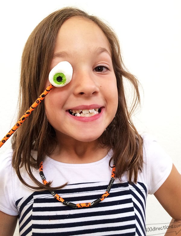 Make a Cute Halloween Straw Necklace