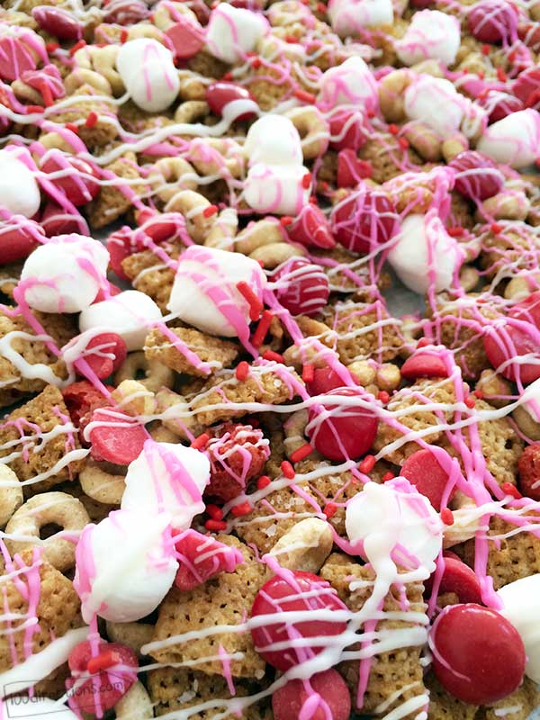 Yummy Valentine's Day easy Party mix