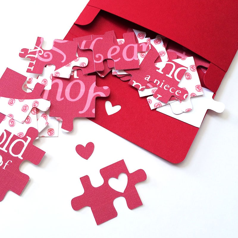 Make your own Valentine's Day puzzle card with your Cricut