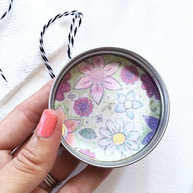 Easy Sun Catcher - add art to mason jar lid