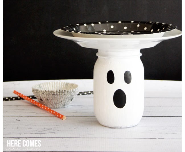 DIY Ghost Dessert Stand