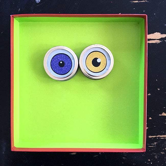 Use the eyes to decorate other Halloween decor