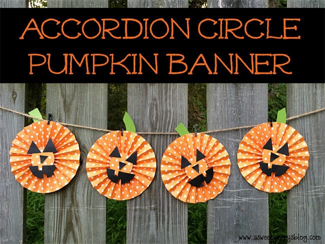 Accordion Pumpkin Banner