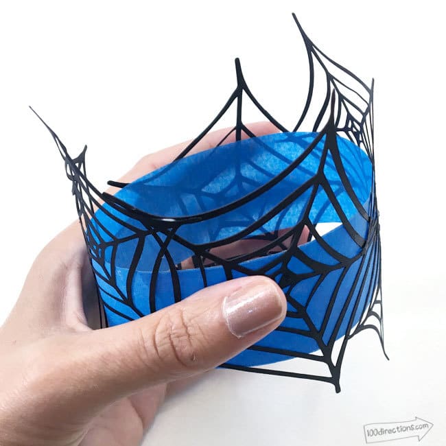 DIY Spiderweb Luminary