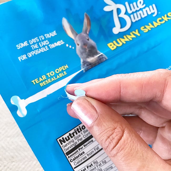 Blue Bunny® Bunny Snacks opening