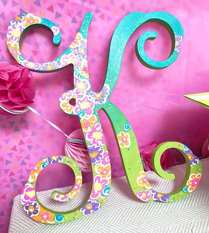 Paint your own pretty floral monogram with a wood letter