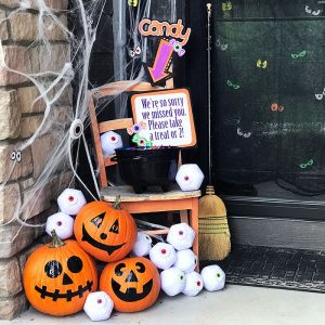 Halloween Front Porch Decor and candy bucket