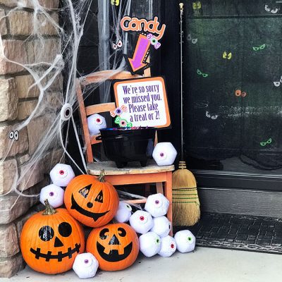 Halloween Front Porch Decor and candy bucket