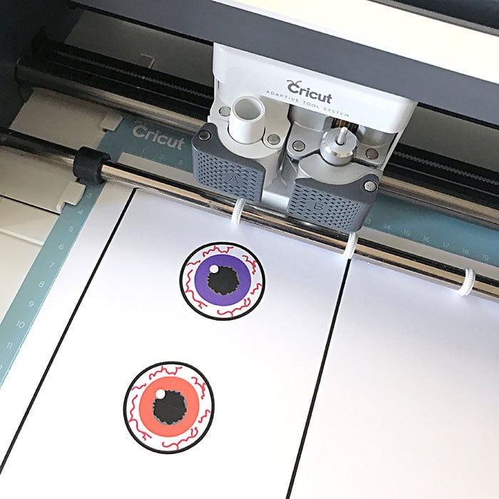 Print then cut eyeballs you can make with your Cricut - designed by Jen Goode