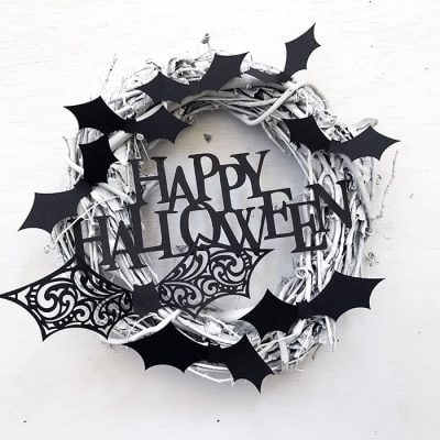 DIY Black and White Mini Halloween Wreath