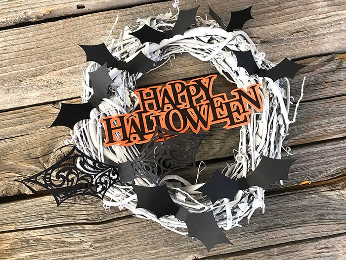 Create your own mini black and white Happy Halloween wreath