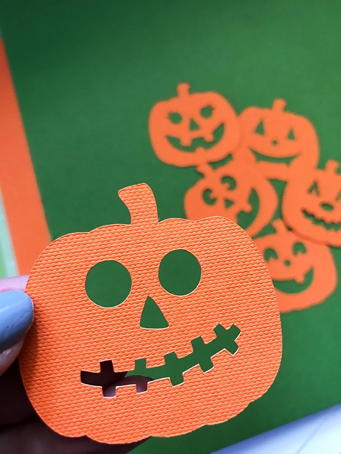 Cut cute pumpkins with your Cricut