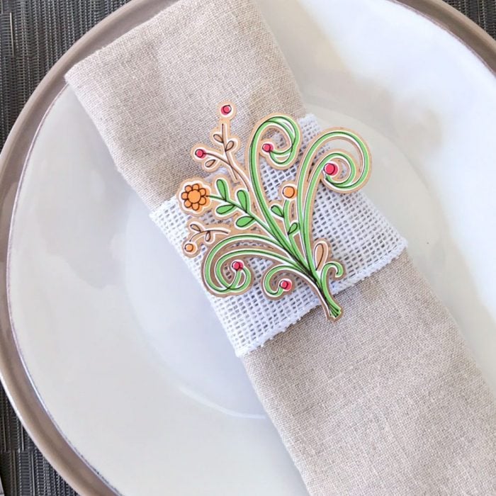 Make a Fall napkin Ring with your Cricut