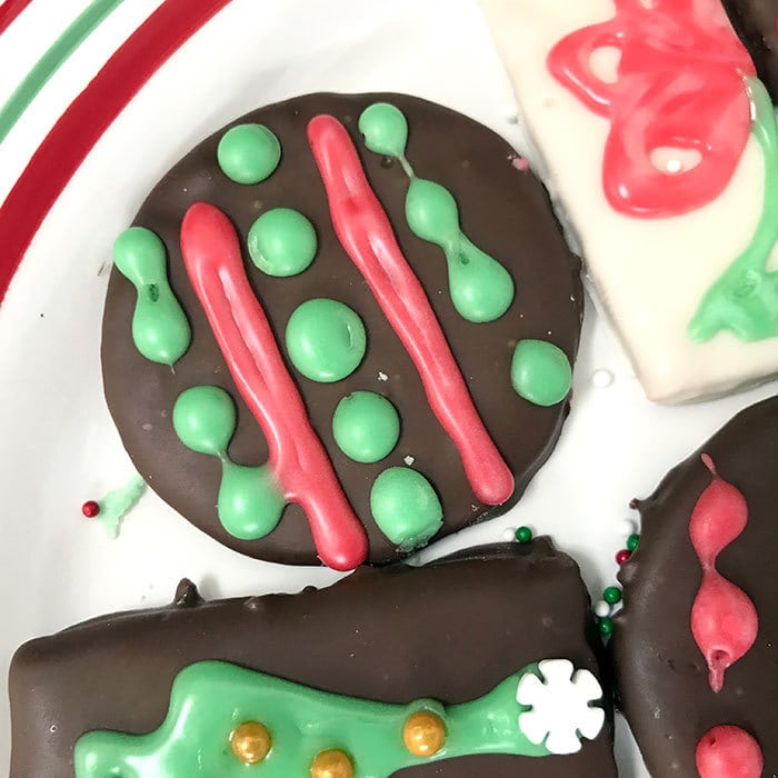 Dots and stripes make pretty art cookies too