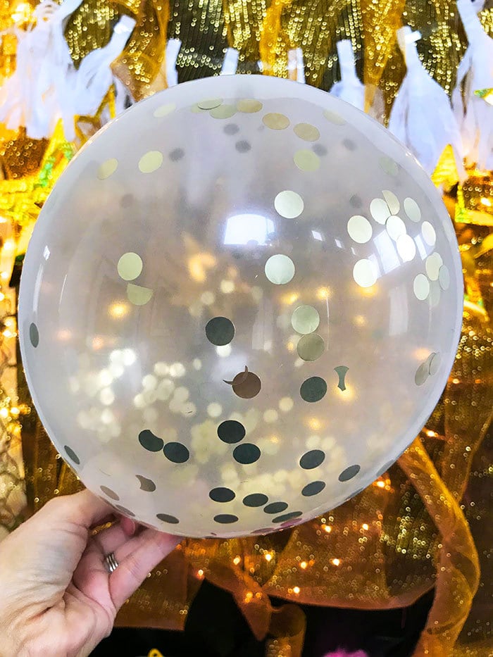 Fun New Years Eve confetti balloon