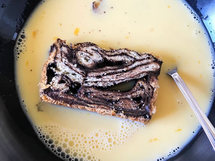 Soak babka slices in egg mixture