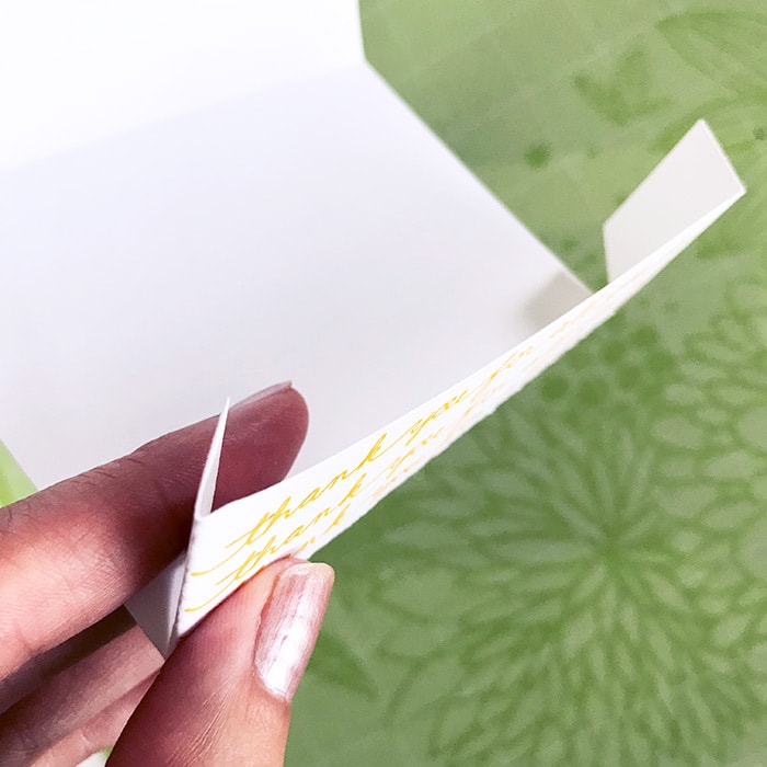 Fold your card to make a gift card holder - Cricut Project you can make