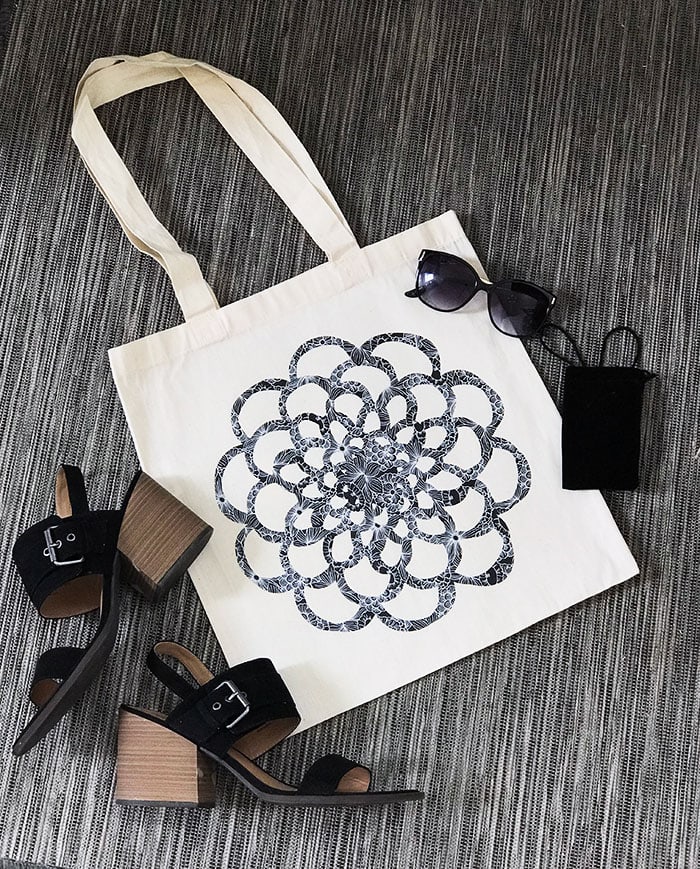 Decorate a tote bag with iron-on vinyl - a Cricut project designed by Jen Goode