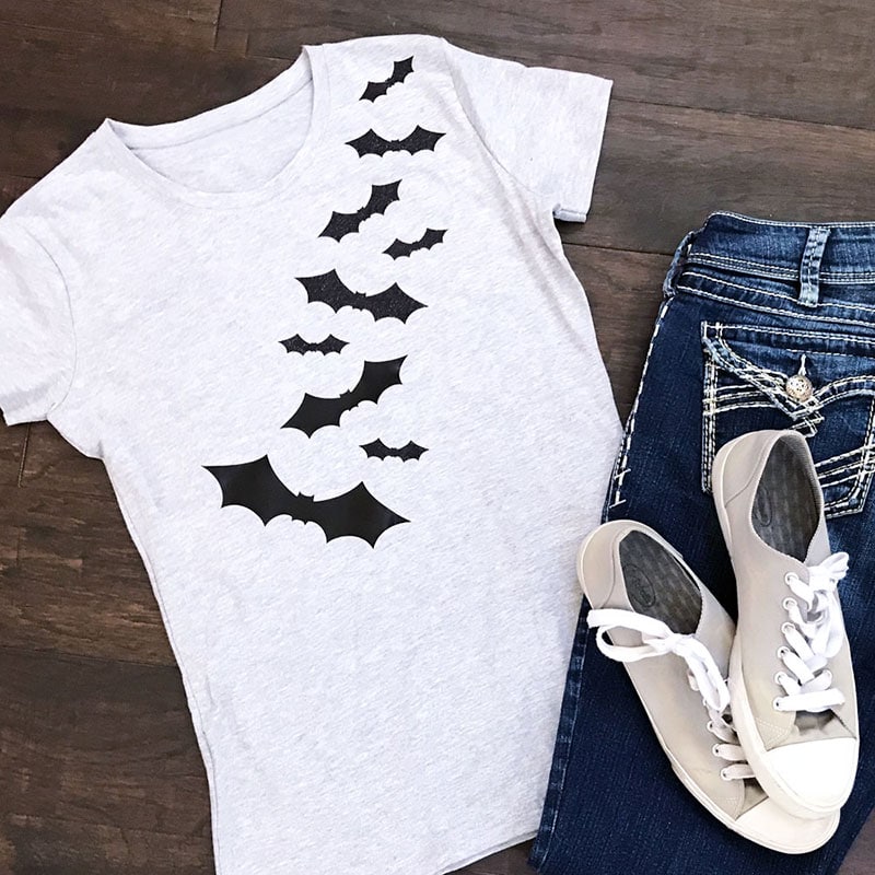 DIY Halloween t-shirt - flying bat art t-shirt you can make with your Cricut - Designed by Jen Goode