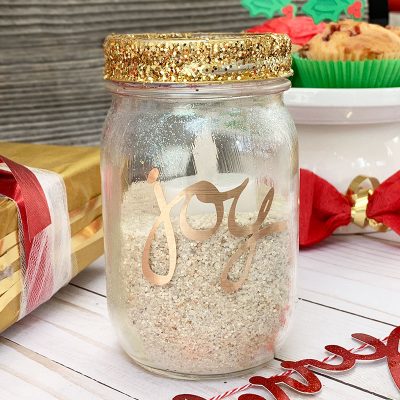 DIY Christmas Candle Holder