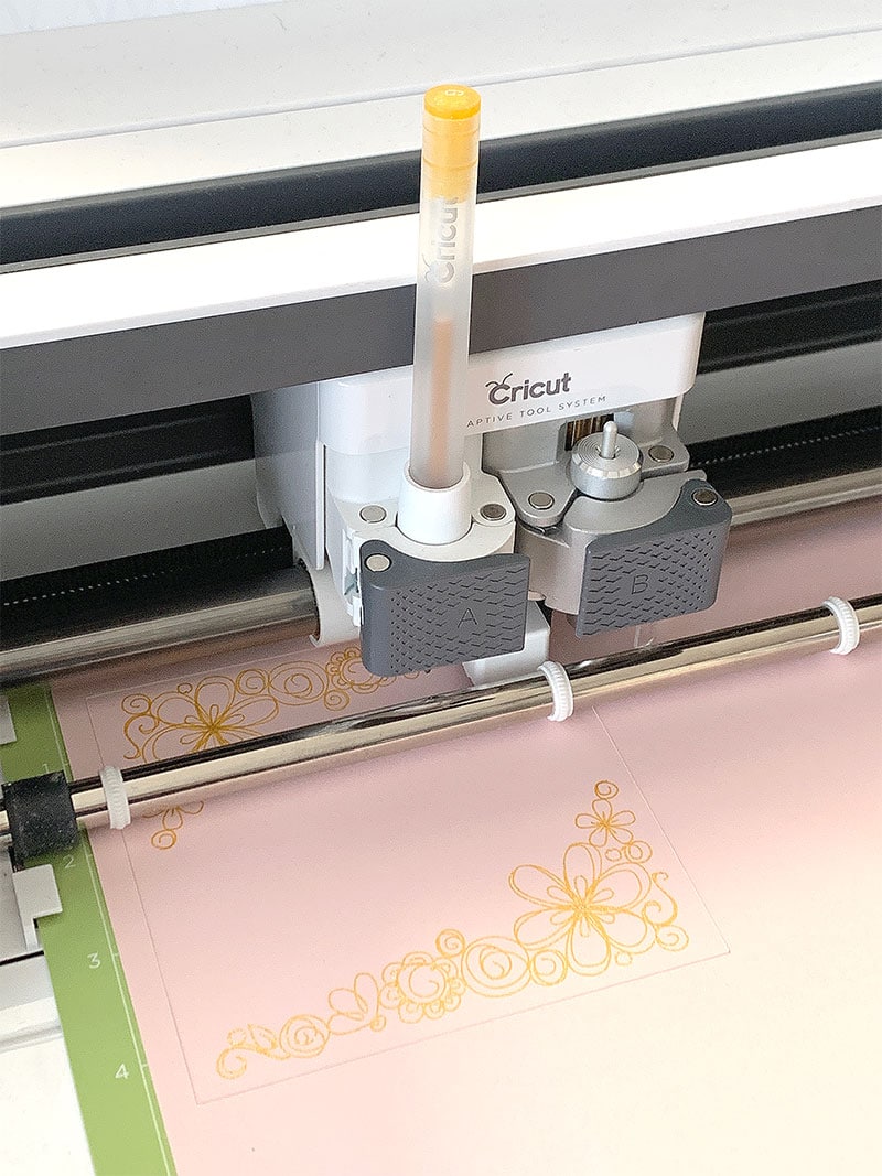 Draw flowers designs on a card with your Cricut machine - designed by Jen Goode