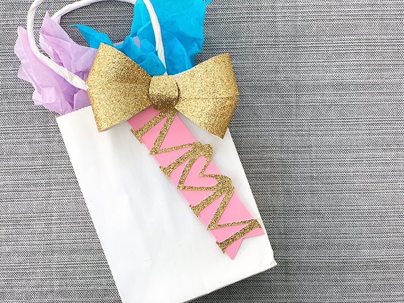 Handmade Gift tag and bow for Mom