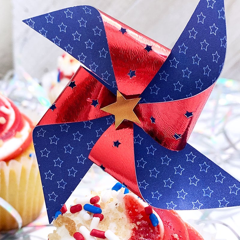 Make patriotic pinwheels with your Cricut - designed by Jen Goode
