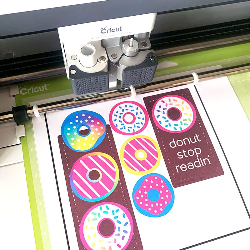 Print and then cut out the donut bookmark and Tag using your Cricut