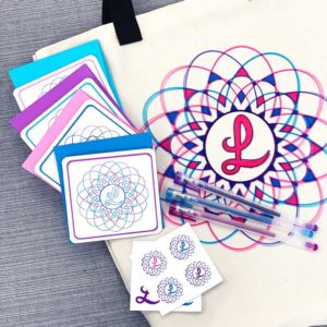 Make your own personalized tote and stationery gift set with Cricut