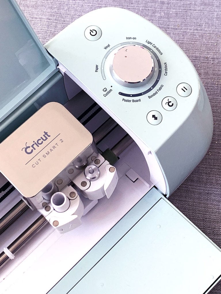 A Detailed Cricut Explore Air 2 Review - InsideOutlined