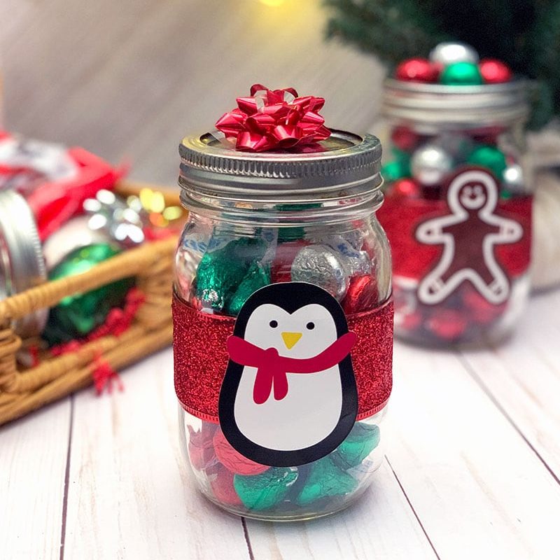 Cute holiday treat jars you can make