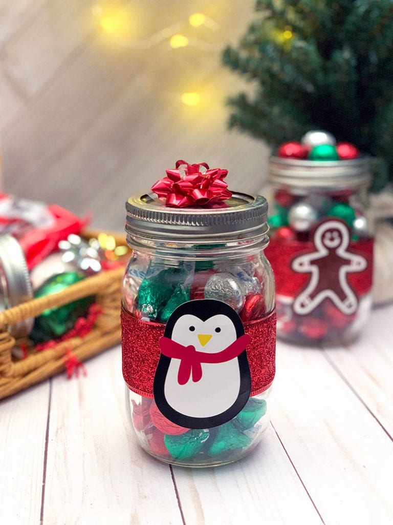 Penguin treat jar for Christmas parties an neighbor gifts