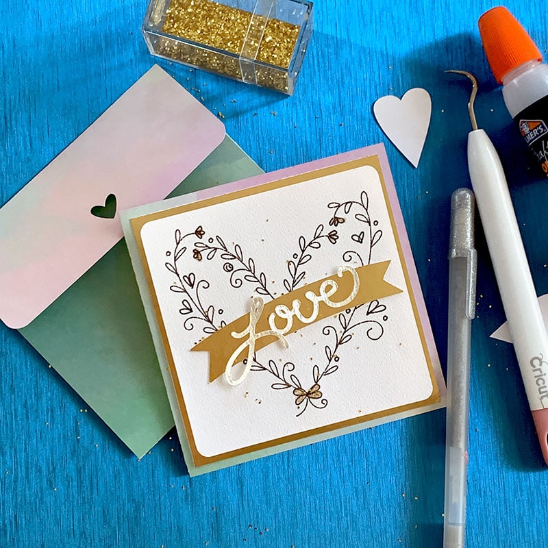 Create a handmade wedding card in minutes with your Cricut